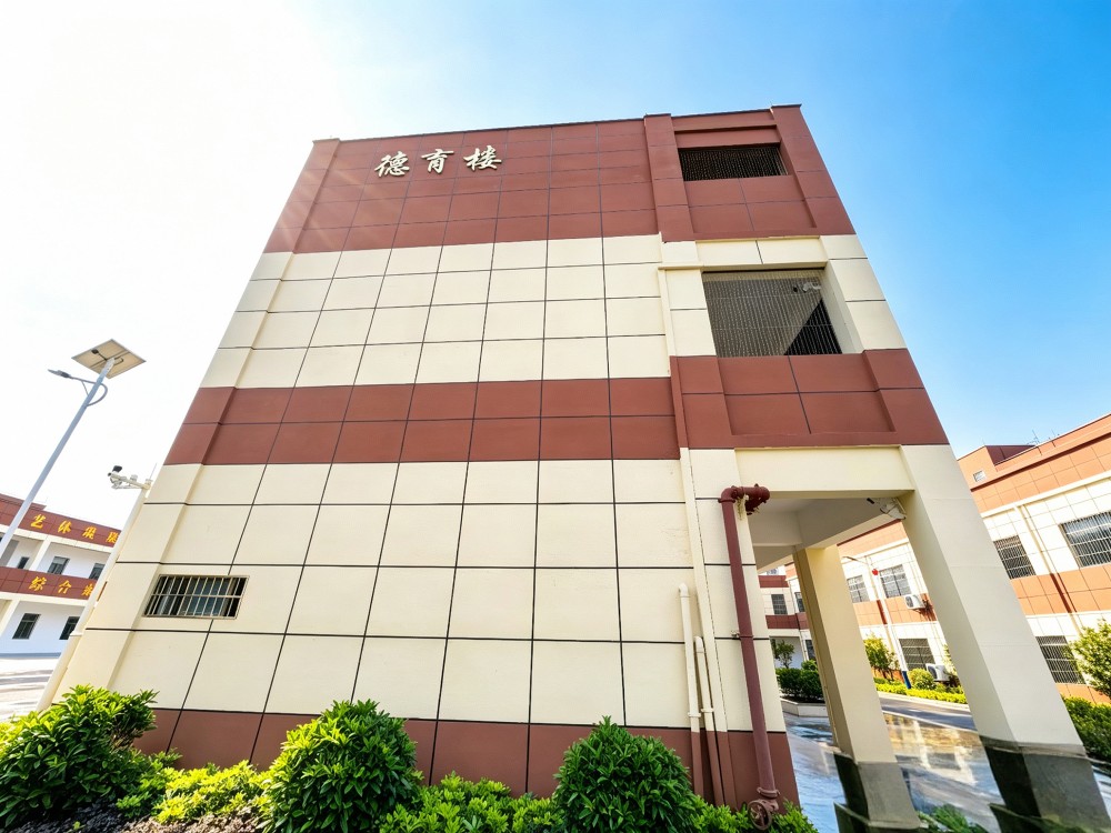 石嘴山孩子不听话专门教育学校怎么联系？本地机构选择指南