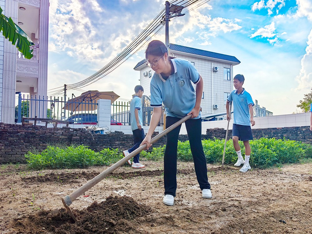 石嘴山叛逆厌学教育中心联系电话与择校指南